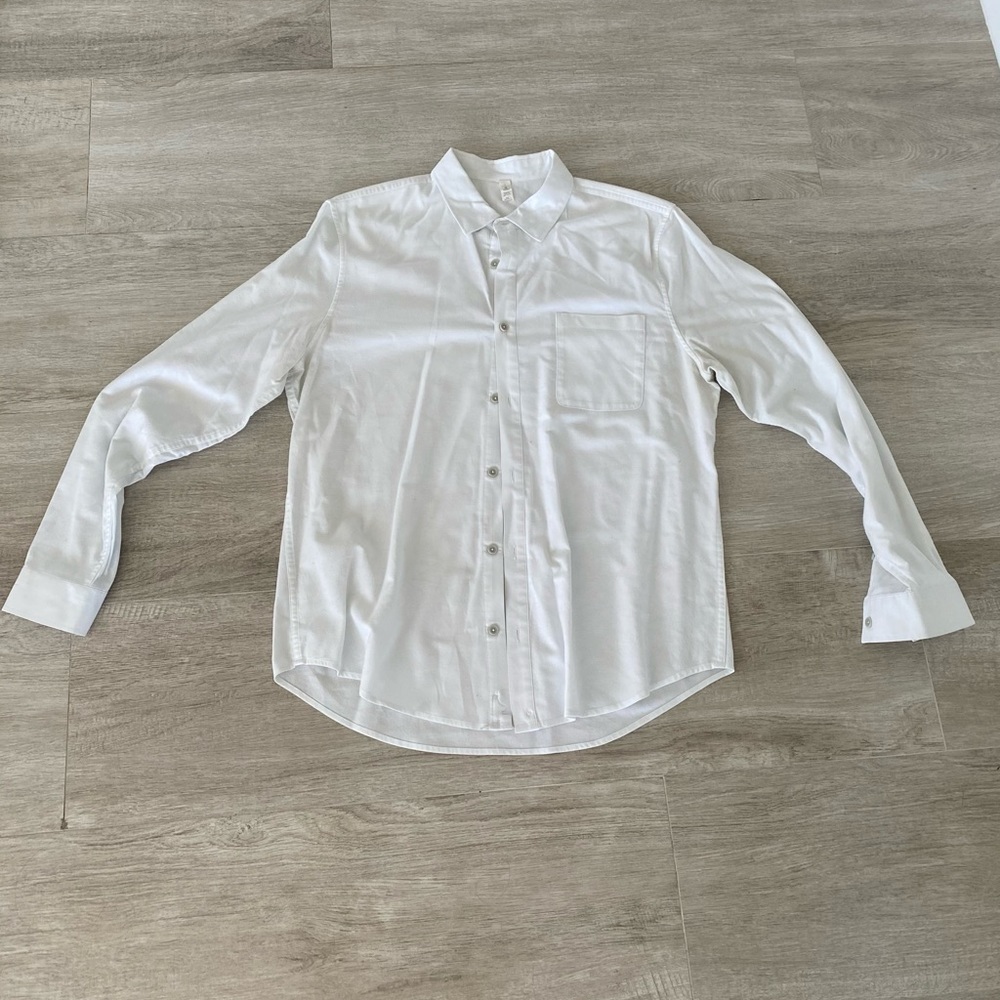 Lululemon men’s long sleeve button down